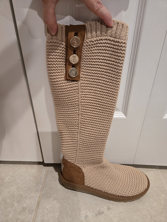 UGG Shoes - UGG Tan Knit Button Boot